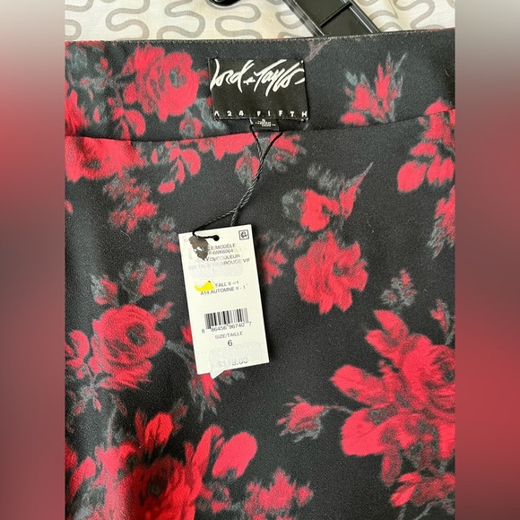 STUNNING pencil skirt from Lord and Taylor new with tags on! - Picture 5 of 10